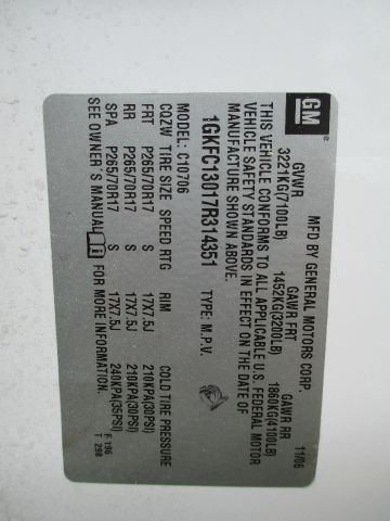 2007 GMC Yukon Reg Cab 124 WB SLT