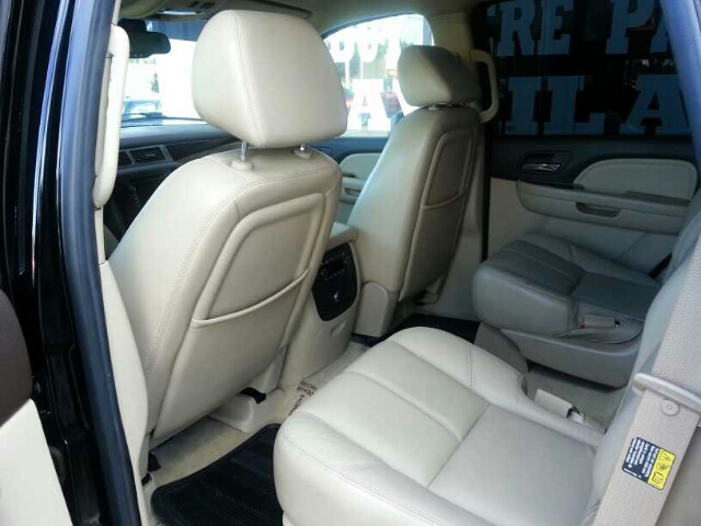 2007 GMC Yukon EX Sedan 4D