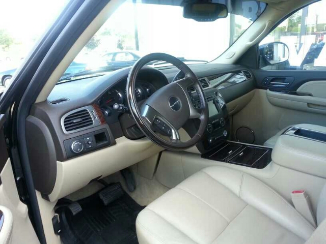 2007 GMC Yukon EX Sedan 4D