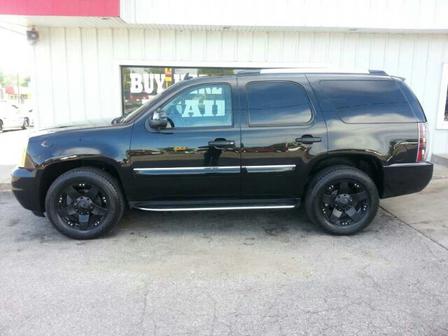 2007 GMC Yukon EX Sedan 4D