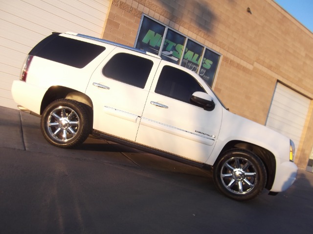 2007 GMC Yukon EX - DUAL Power Doors