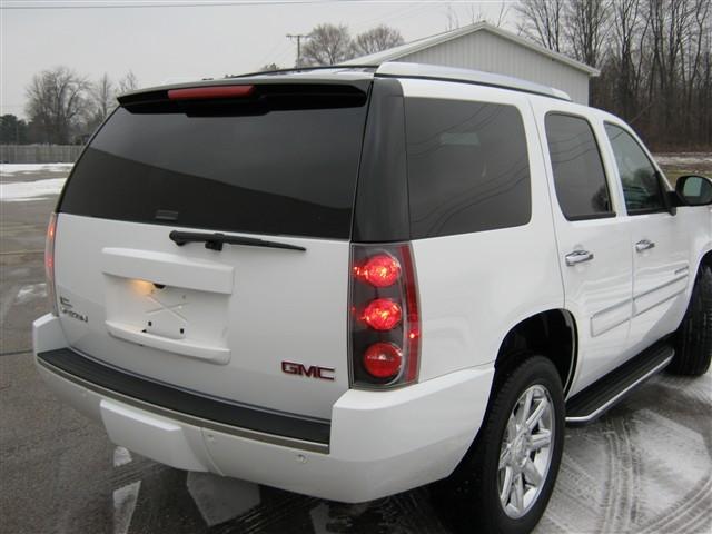 2007 GMC Yukon Unknown
