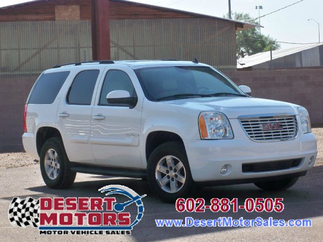2007 GMC Yukon 4WD Crew Cab 6-3/4 Ft Box King Ranch