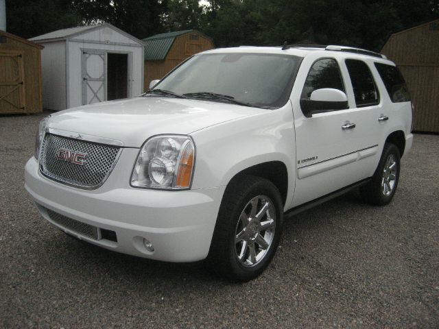 2008 GMC Yukon EX - DUAL Power Doors