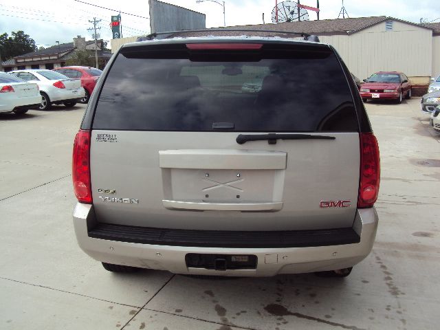 2009 GMC Yukon 4.2L LTHR Hseats XM