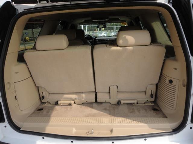 2009 GMC Yukon LX Wagon 4D