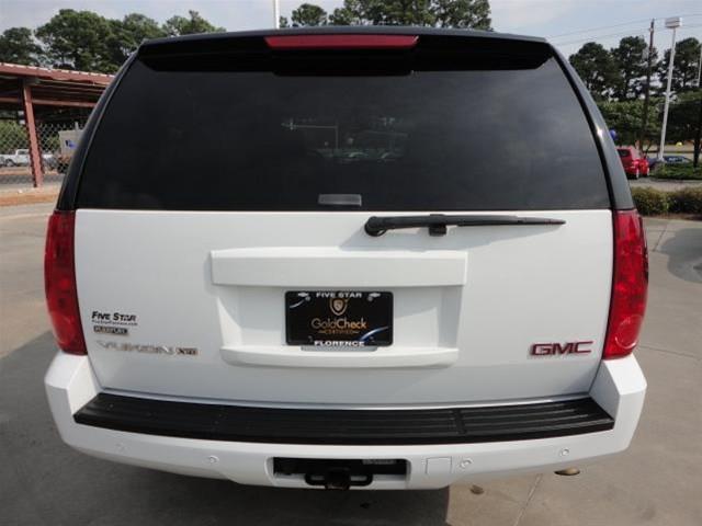 2009 GMC Yukon LX Wagon 4D