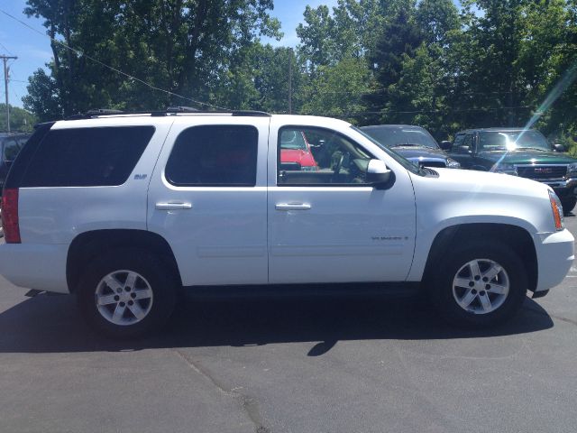 2009 GMC Yukon 4.2L LTHR Hseats XM