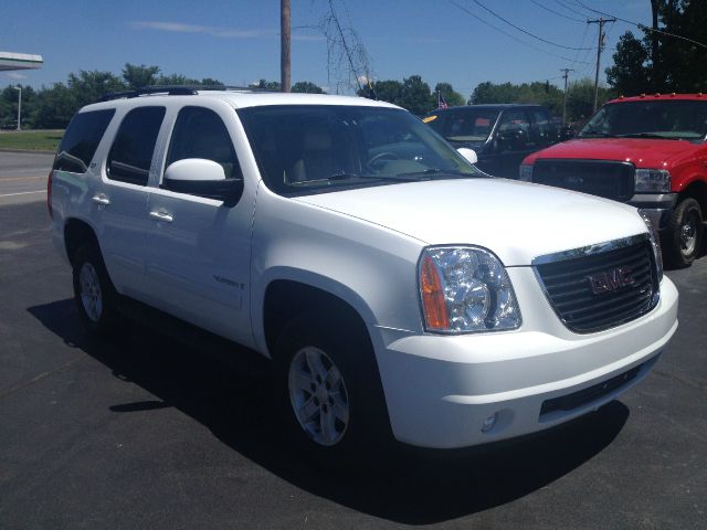 2009 GMC Yukon 4.2L LTHR Hseats XM