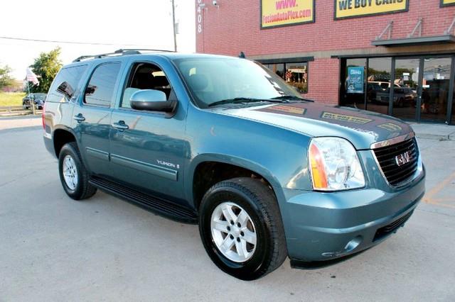 2009 GMC Yukon XJ6 Vanden Plas