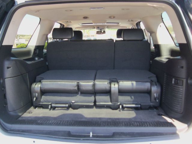 2009 GMC Yukon Wagon SE