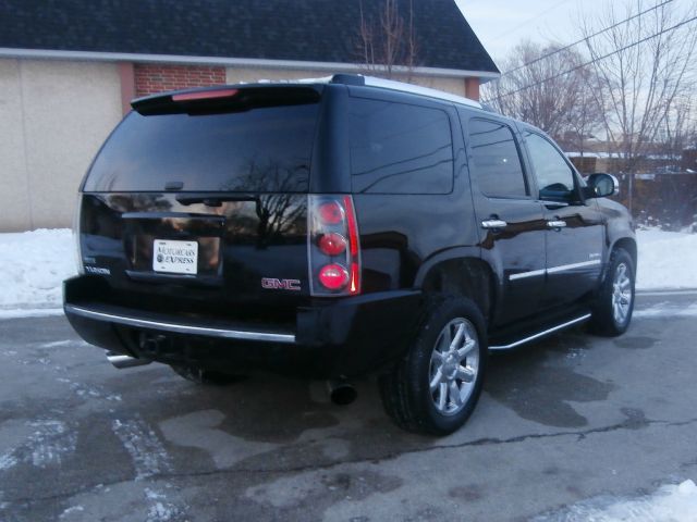 2010 GMC Yukon Ram 3500 Diesel 2-WD
