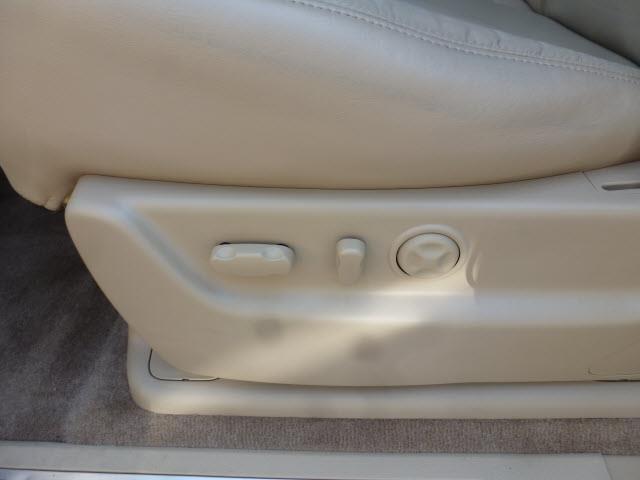 2010 GMC Yukon EX Sedan 4D