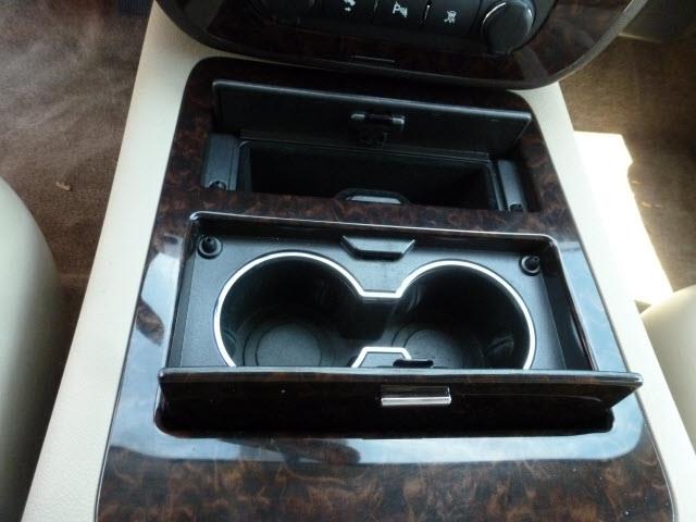 2010 GMC Yukon EX Sedan 4D