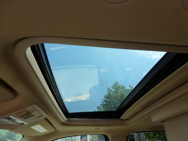 2010 GMC Yukon EX Sedan 4D