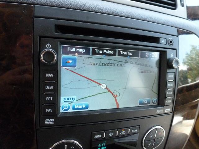 2010 GMC Yukon EX Sedan 4D