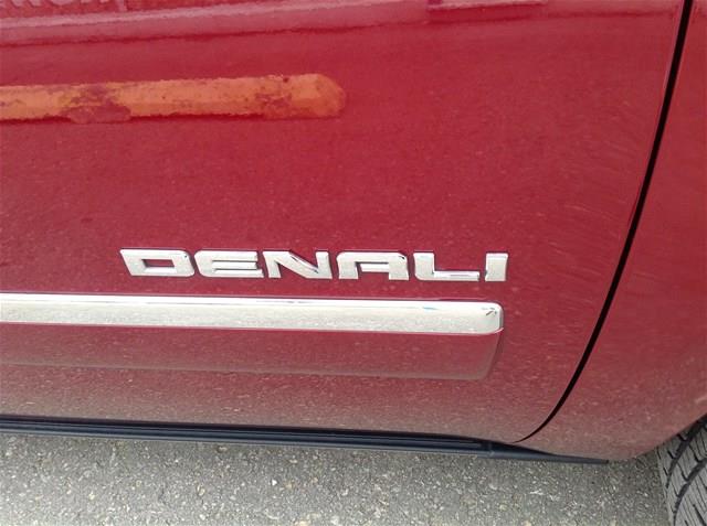 2010 GMC Yukon EX Sedan 4D