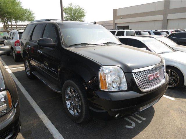 2010 GMC Yukon EX Sedan 4D
