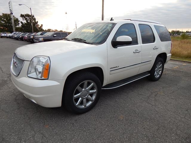 2011 GMC Yukon EX Sedan 4D