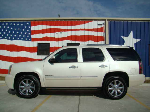 2011 GMC Yukon 4wd
