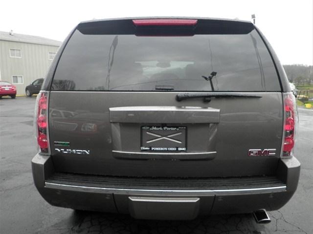 2012 GMC Yukon EX Sedan 4D