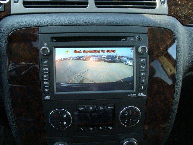 2012 GMC Yukon EX Sedan 4D