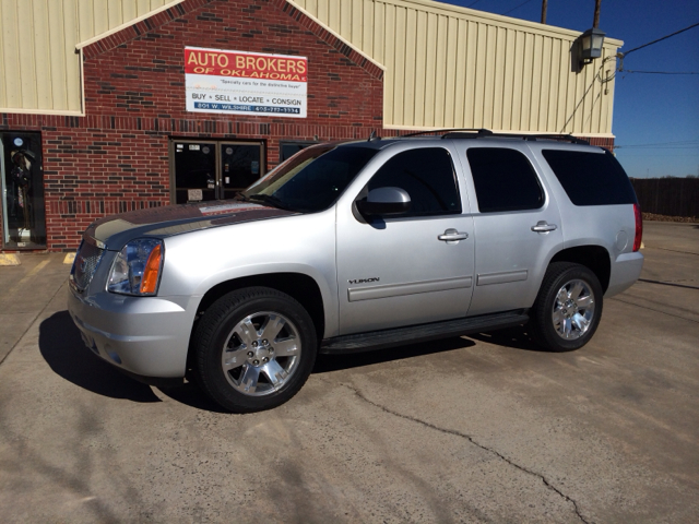 2012 GMC Yukon Pickup 4D 6 1/2 Ft