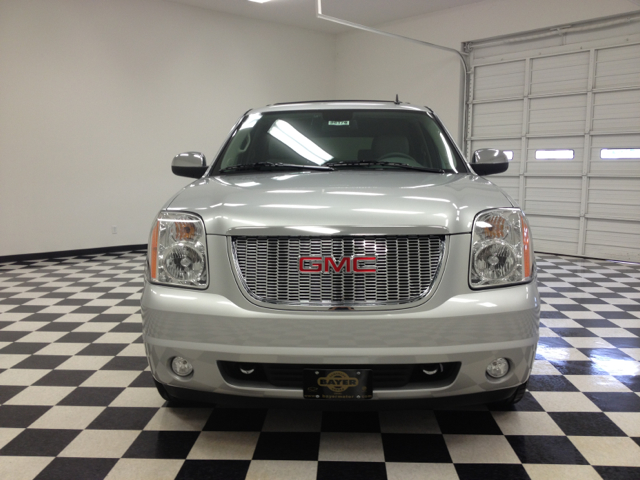 2013 GMC Yukon Super