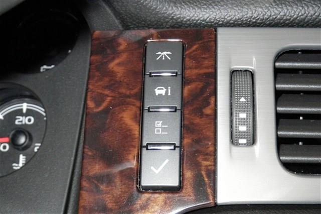 2013 GMC Yukon 2DR 3.8 GRD TOUR AT