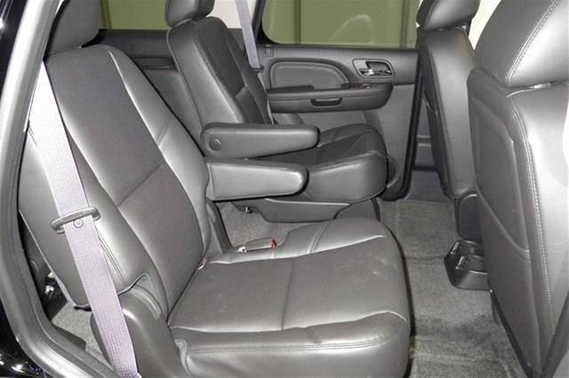 2013 GMC Yukon 2DR 3.8 GRD TOUR AT