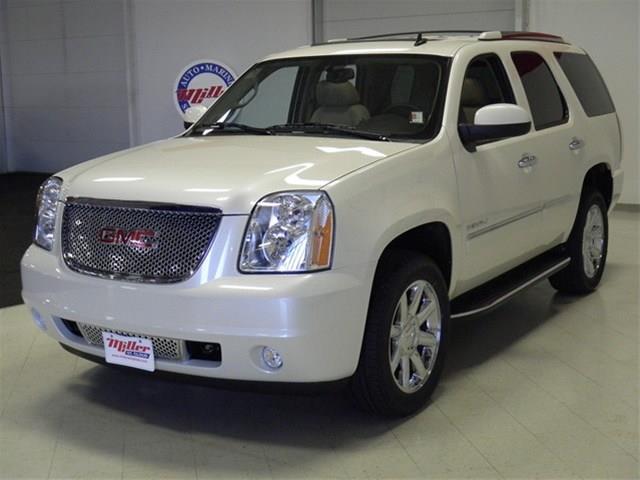 2013 GMC Yukon Touring / Signature Editi