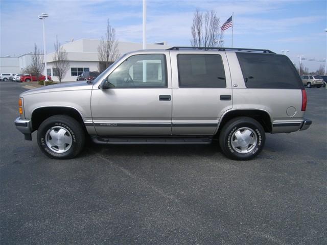 1999 GMC Yukon Denali SLT