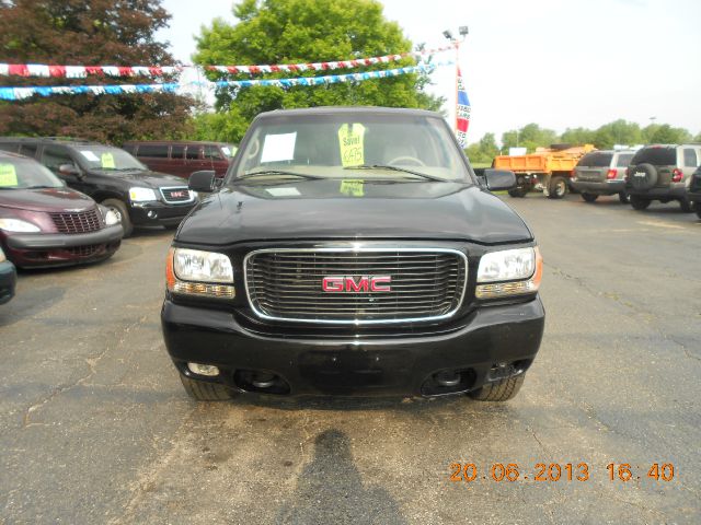 1999 GMC Yukon Denali 4x4 Crew Cab LE