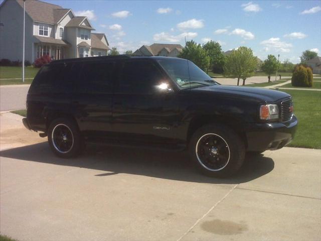 2000 GMC Yukon Denali Prerunner SR5