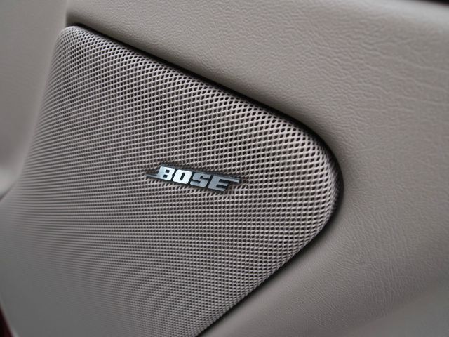 2001 GMC Yukon Denali LS 15