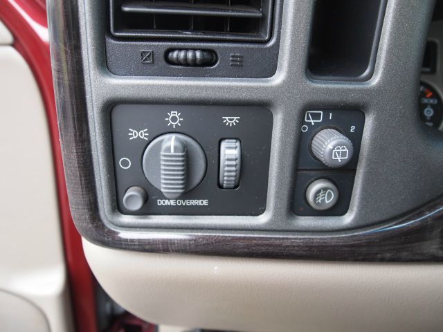 2001 GMC Yukon Denali LS 15