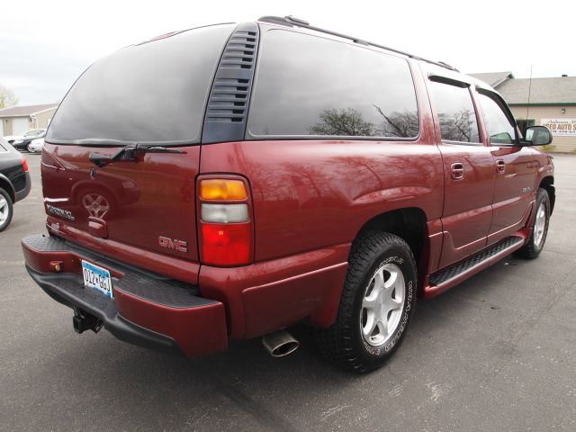 2001 GMC Yukon Denali LS 15