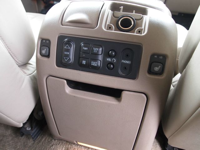 2001 GMC Yukon Denali LS 15