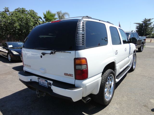 2002 GMC Yukon Denali Unknown