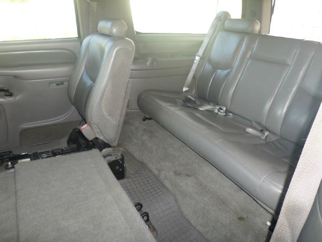 2004 GMC Yukon Denali Quattro 3.0 Convertible