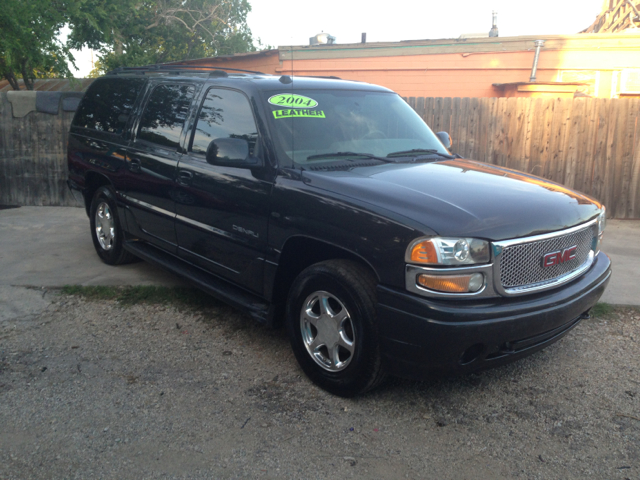 2004 GMC Yukon Denali Sport 4WD