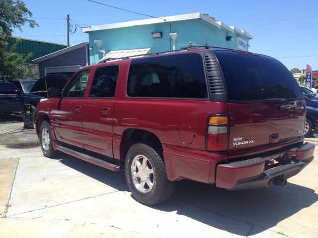2005 GMC Yukon Denali Sport 4WD