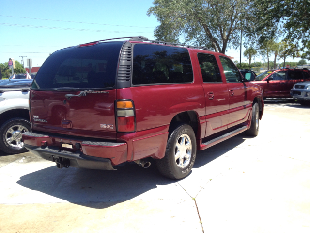 2005 GMC Yukon Denali Sport 4WD