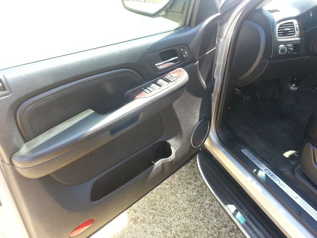 2007 GMC Yukon Denali EX - DUAL Power Doors