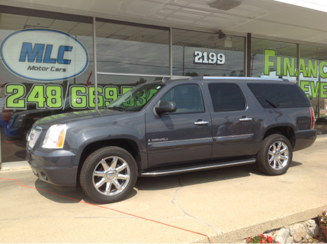2008 GMC Yukon Denali SXT Van