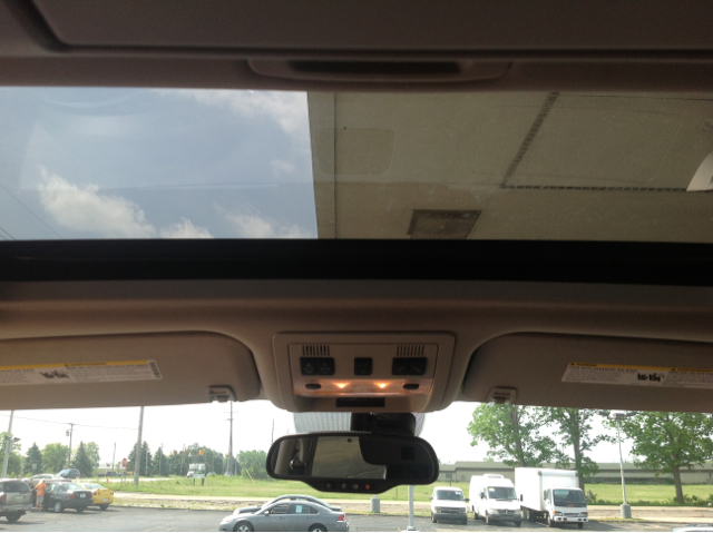 2008 GMC Yukon Denali SXT Van