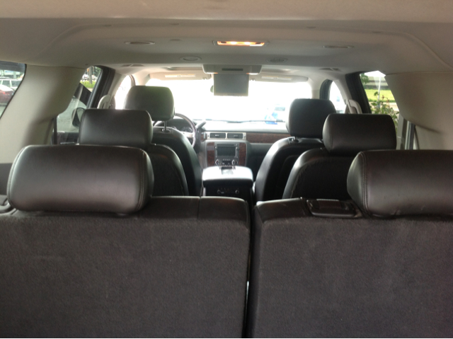 2008 GMC Yukon Denali SXT Van