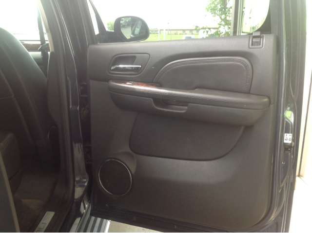 2008 GMC Yukon Denali SXT Van