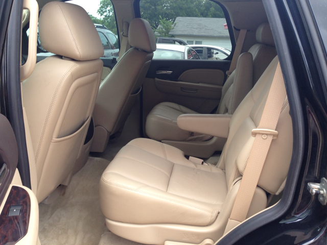 2008 GMC Yukon Denali Unknown