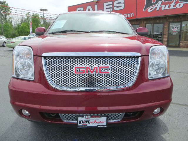 2008 GMC Yukon Denali EX - DUAL Power Doors